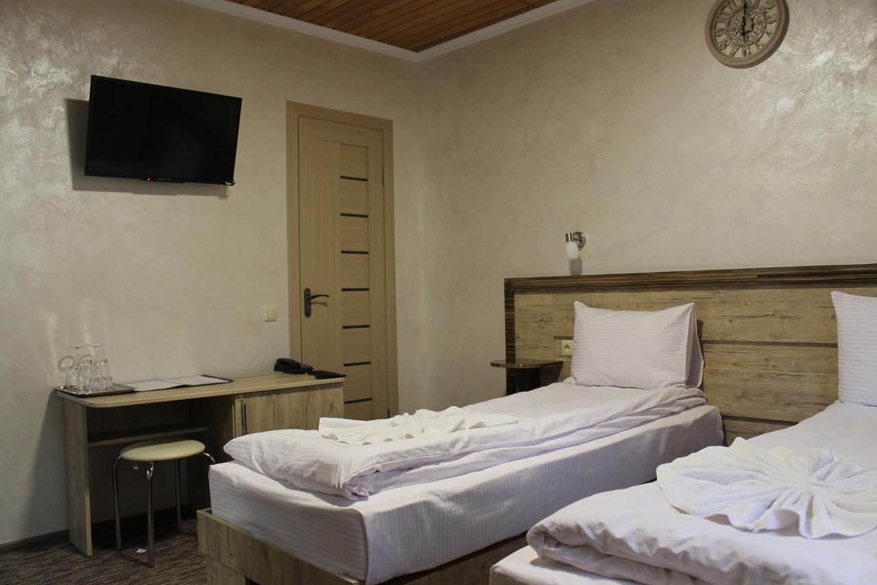 Dikii Med Hotel Geletintsy Ngoại thất bức ảnh
