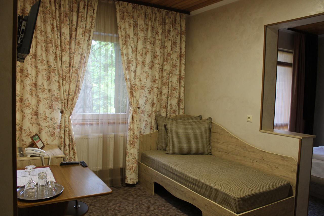 Dikii Med Hotel Geletintsy Ngoại thất bức ảnh